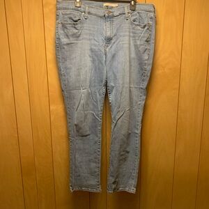 Levis Classic Straight Mid Rise Stretch Light Wash Denim- 18W